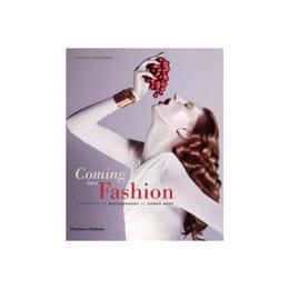 Coming into Fashion, editura Thames & Hudson