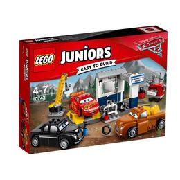 LEGO Juniors - Garajul lui Fumuriu (10743)