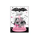 Isadora Moon Puts on a Show - Harriet Muncaster, editura Oxford Children's Books