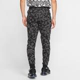 pantaloni-barbati-nike-sportswear-tech-fleece-mens-printed-joggers-cj5981-010-m-negru-3.jpg