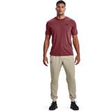 tricou-barbati-under-armour-sportstyle-left-chest-ss-1326799-652-xl-rosu-4.jpg