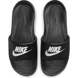 slapi-barbati-nike-victori-one-cn9675-002-46-negru-5.jpg