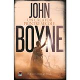 Un calator printre secole - John Boyne, editura Rao