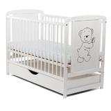 Babyneeds - Patut din lemn Timmi 120x60 cm, Cu sertar cu capac, Din lemn de pin si mdf, Stabil si rezistent, Inaltime saltea reglabila pe 3 nivele, Laterala cu 3 bete detasabile, Alb