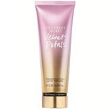 Lotiune de corp Victoria Secret - Velvet Petals, 236 ml