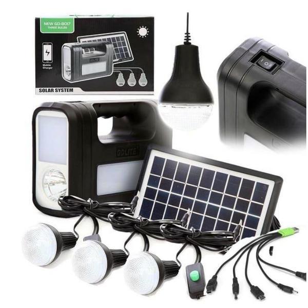 Kit solar GD-Lite 8017 dotat cu dispozitive USB cu 3 becuri LED si acumulator