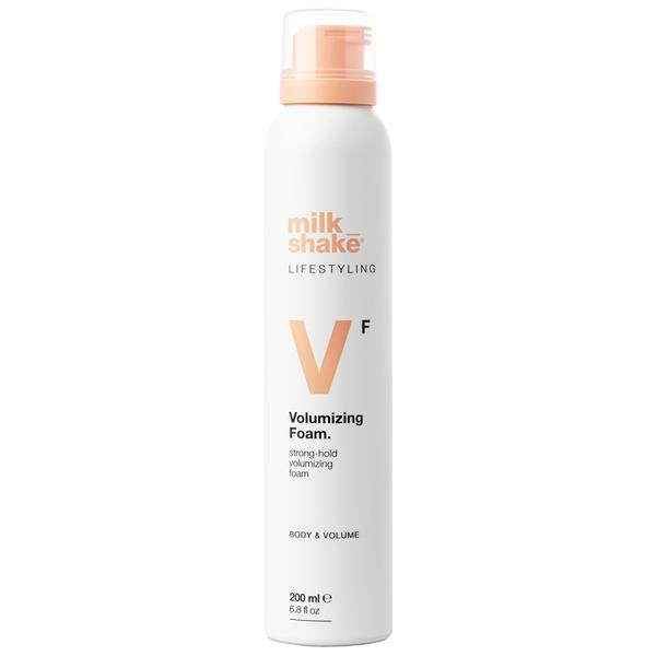 Spuma de Par pentru Volum cu Fixare Puternica - Milk Shake Lifestyling Volumizing Foam, 200 ml