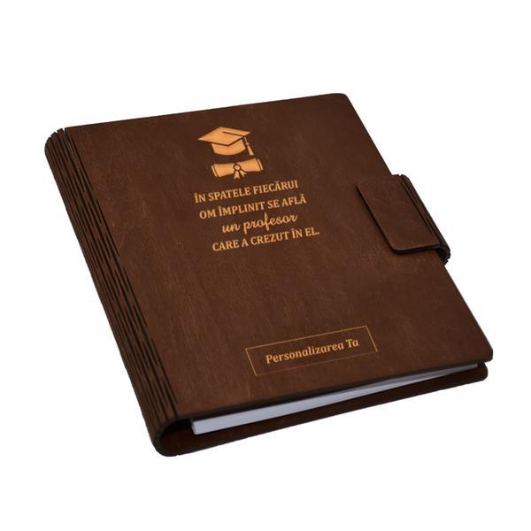Agenda A5 din lemn personalizata, maro, Piksel, Absolvire, Profesori, Invatatori, 100 pagini